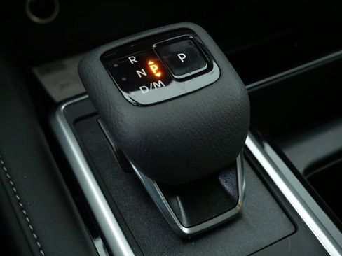 New 2026 Nissan Pathfinder SV AWD/4WD image 33