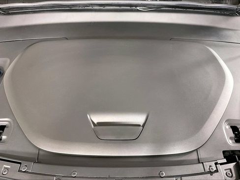 Used 2023 Volvo XC40 Recharge Ultimate w/ Protection Package Premier AWD/4WD image 9
