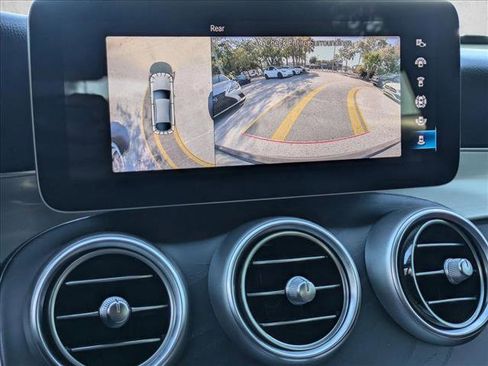 Used 2021 Mercedes-Benz GLC 300 4MATIC Coupe image 12