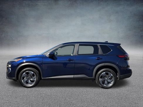 Used 2024 Nissan Rogue SV FWD image 7