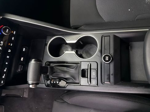 Used 2023 Kia K5 LXS image 29