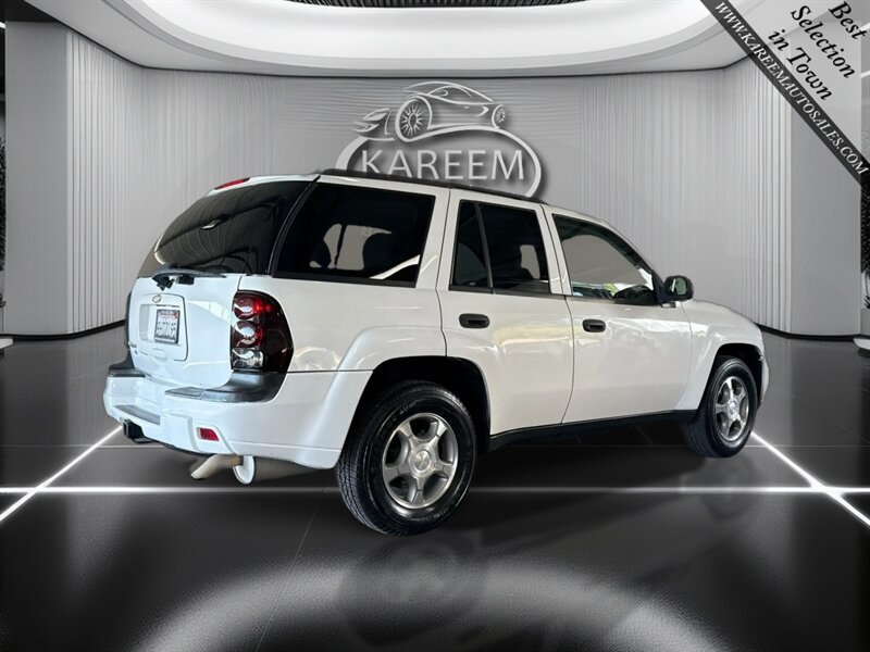 Used 2008 Chevrolet TrailBlazer 4WD w/ Off-Road Package image 5