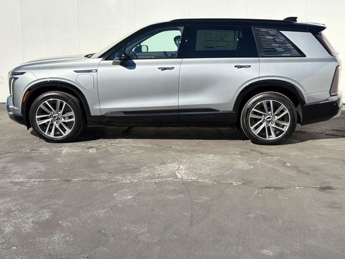 New 2026 Cadillac Vistiq Sport image 2