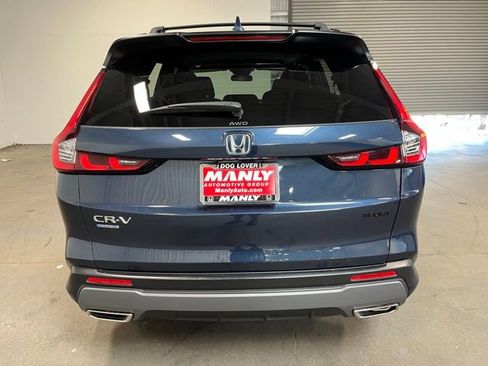 Used 2025 Honda CR-V Sport image 4