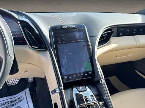 Used 2022 Ferrari Roma image 14