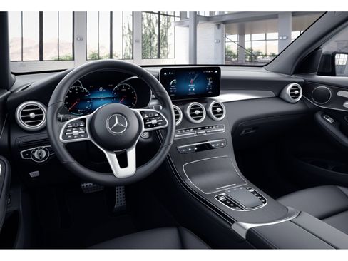 Certified 2022 Mercedes-Benz GLC 300 4MATIC image 33