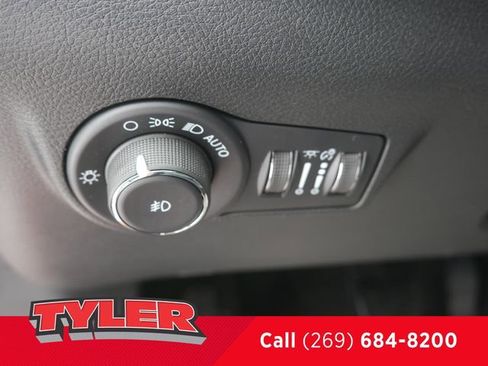 New 2026 Jeep Compass Limited AWD/4WD image 24