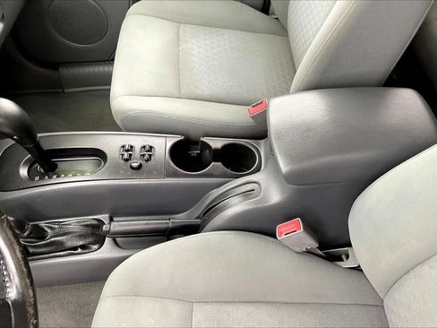 Used 2005 Jeep Liberty Sport image 10
