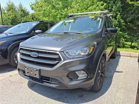 Used 2019 Ford Escape SE AWD/4WD image 3