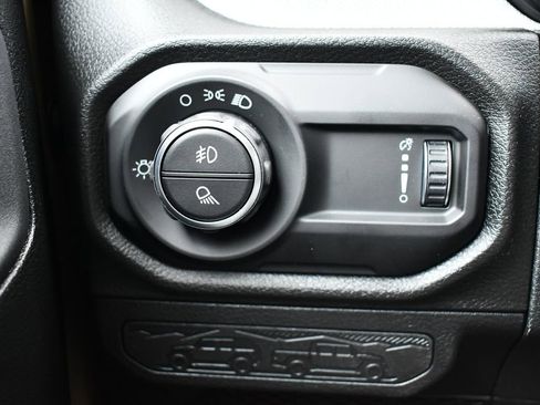 New 2026 Jeep Gladiator Sport image 15