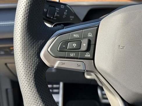 New 2026 Volkswagen Tiguan SEL R-Line image 25