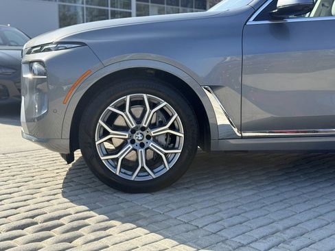 Certified 2025 BMW X7 xDrive40i w/ Executive Package image 10