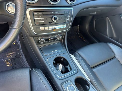 Used 2019 Mercedes-Benz CLA 250 image 30