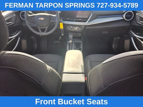Used 2025 Chevrolet Trax LS w/ Driver Confidence Package FWD image 18
