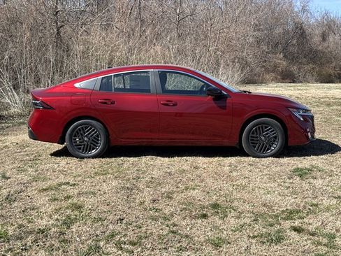 New 2026 Nissan Sentra SV FWD image 2