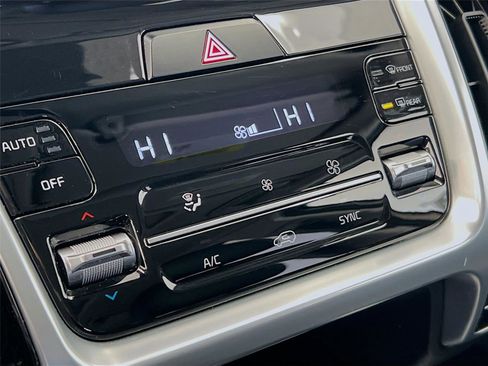 Used 2021 Kia Sorento SX Prestige image 15