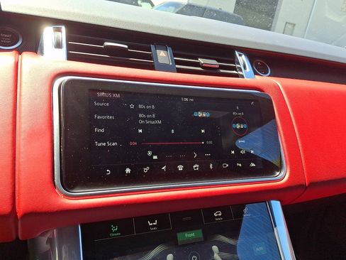 Used 2022 Land Rover Range Rover Sport HST AWD/4WD image 17