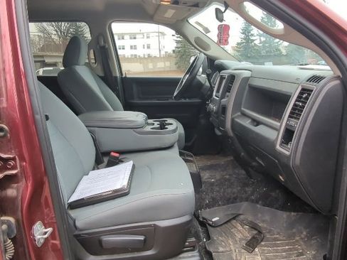 Used 2018 RAM 2500 Tradesman w/ Chrome Appearance Group image 14