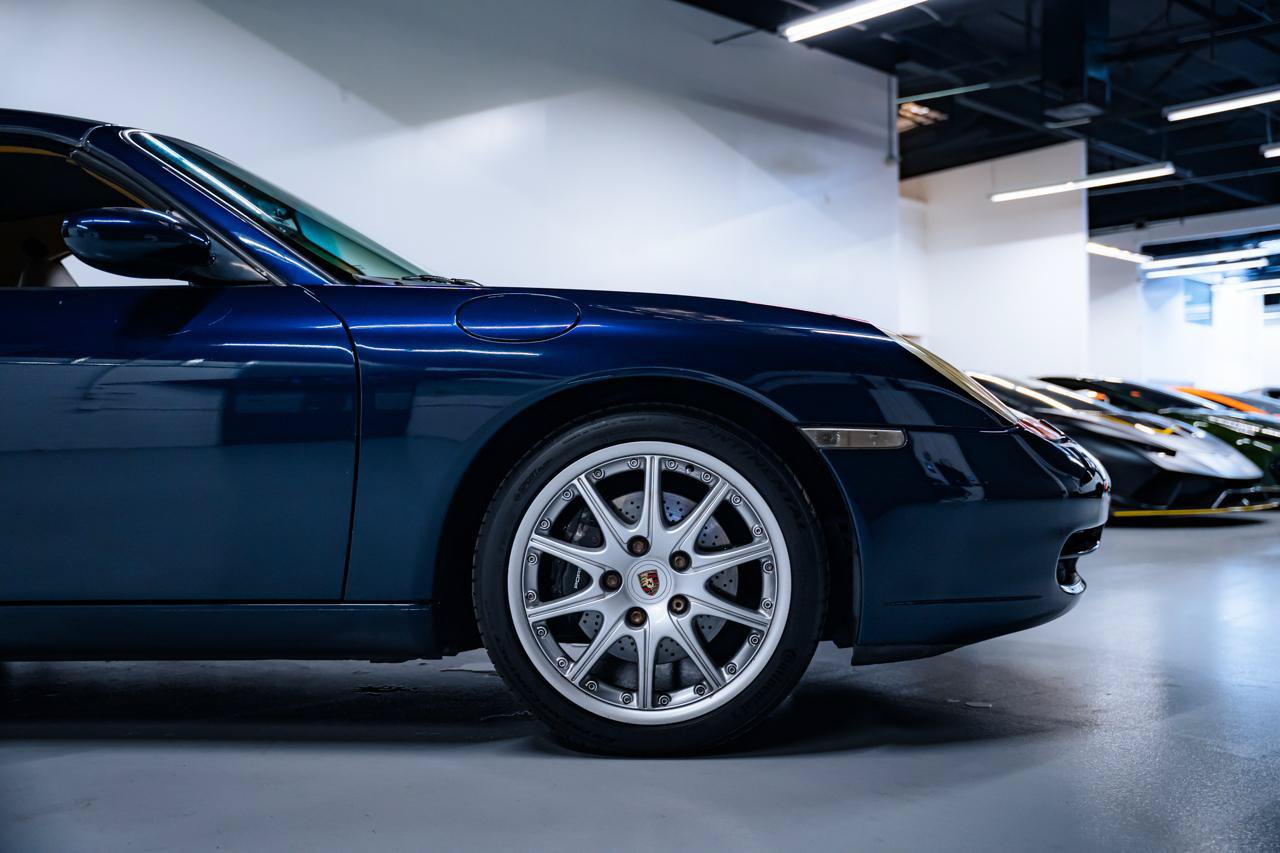 Used 2000 Porsche 911 Cabriolet image 43