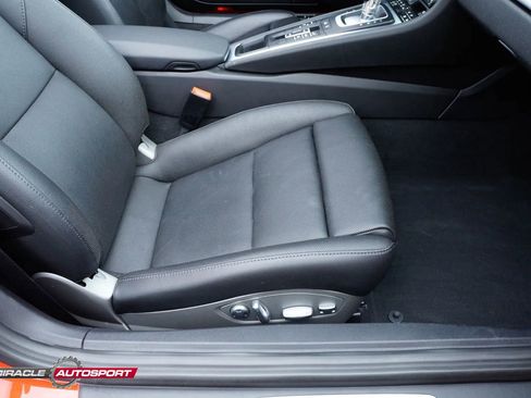 Used 2017 Porsche 718 Boxster image 26