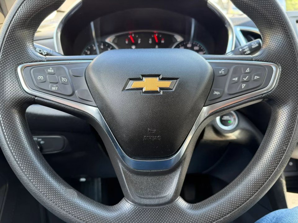Used 2019 Chevrolet Equinox LT FWD image 22