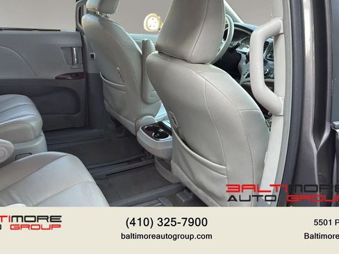 Used 2014 Toyota Sienna XLE w/ Entertainment Package AWD/4WD image 23