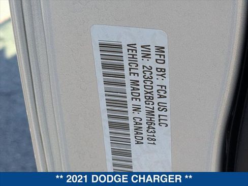 Used 2021 Dodge Charger SXT w/ Leather Interior Group RWD image 23