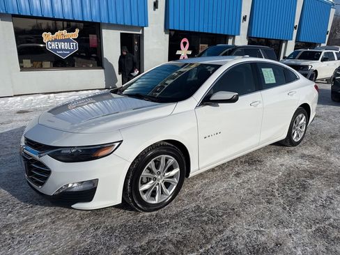 Used 2024 Chevrolet Malibu LT image 1