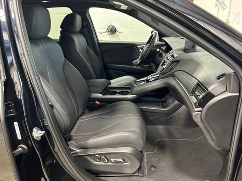 Used 2025 Acura RDX SH-AWD image 12