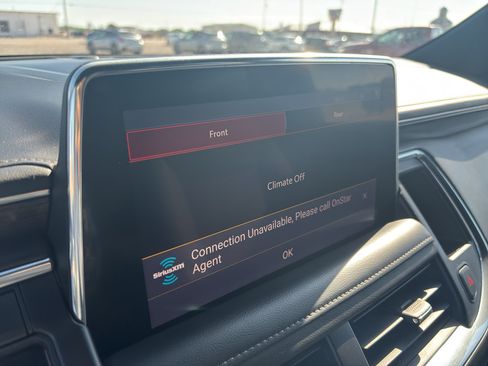 Used 2021 GMC Yukon XL SLE AWD/4WD image 25