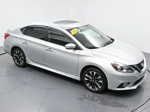 Used 2017 Nissan Sentra SR Turbo FWD image 39
