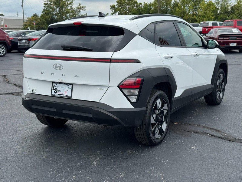 Used 2025 Hyundai Kona SEL AWD/4WD image 3