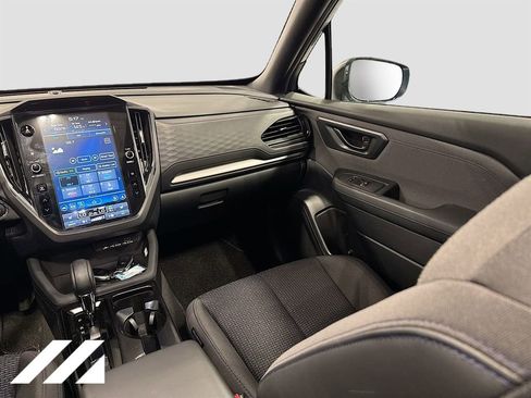 Used 2026 Subaru Forester Premium AWD/4WD image 25