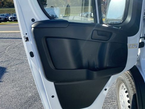 New 2026 RAM ProMaster 2500 w/ Convenience Group image 14