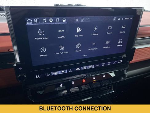 Certified 2026 GMC Hummer EV 3X w/ Carbon Fiber Edition Package AWD/4WD image 5