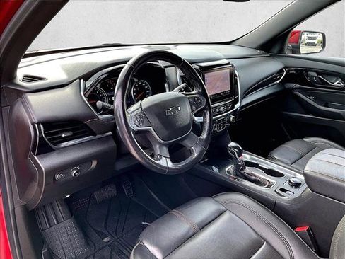 Used 2022 Chevrolet Traverse RS image 14