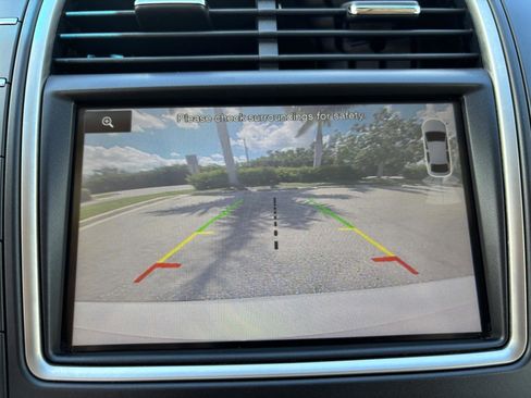 Used 2016 Lincoln MKX Select w/ Select Plus Package image 34