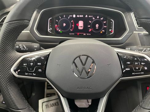 Used 2024 Volkswagen Tiguan SEL R-Line image 22