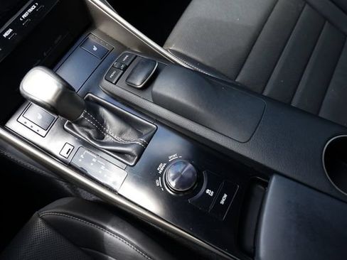 Used 2014 Lexus IS 250 w/ F-Sport Package RWD image 34
