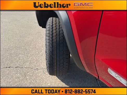 New 2026 GMC Canyon Elevation w/ Convenience Package image 19