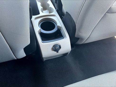Used 2011 Ford Fiesta SE w/ 201A Rapid Spec Order Code FWD image 23
