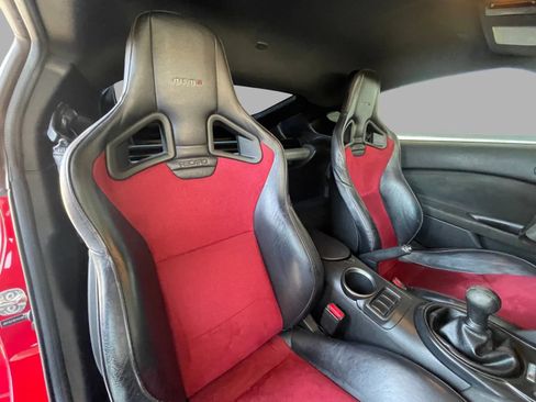 Used 2016 Nissan 370Z NISMO RWD image 25