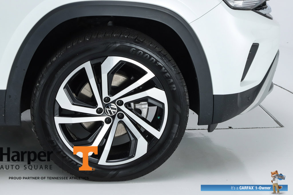 Used 2023 Volkswagen Atlas SEL AWD/4WD image 54
