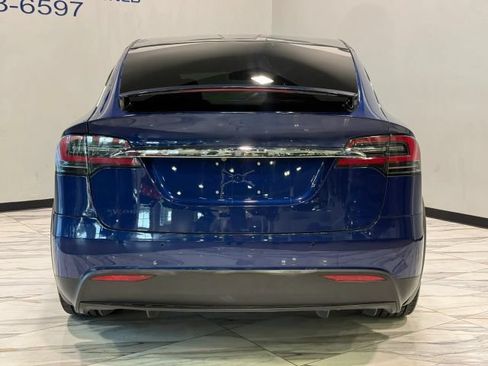 Used 2016 Tesla Model X 75D AWD/4WD image 7
