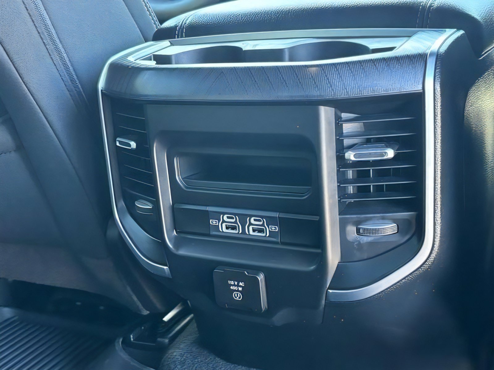 Used 2025 RAM 1500 Big Horn AWD/4WD image 28