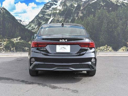 Used 2024 Kia Forte LXS image 10