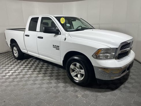 Used 2024 RAM 1500 Classic SLT image 2