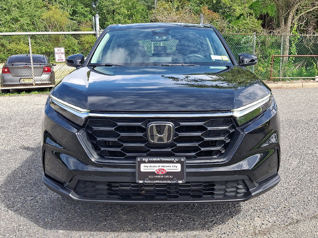 Used 2023 Honda CR-V LX image 2