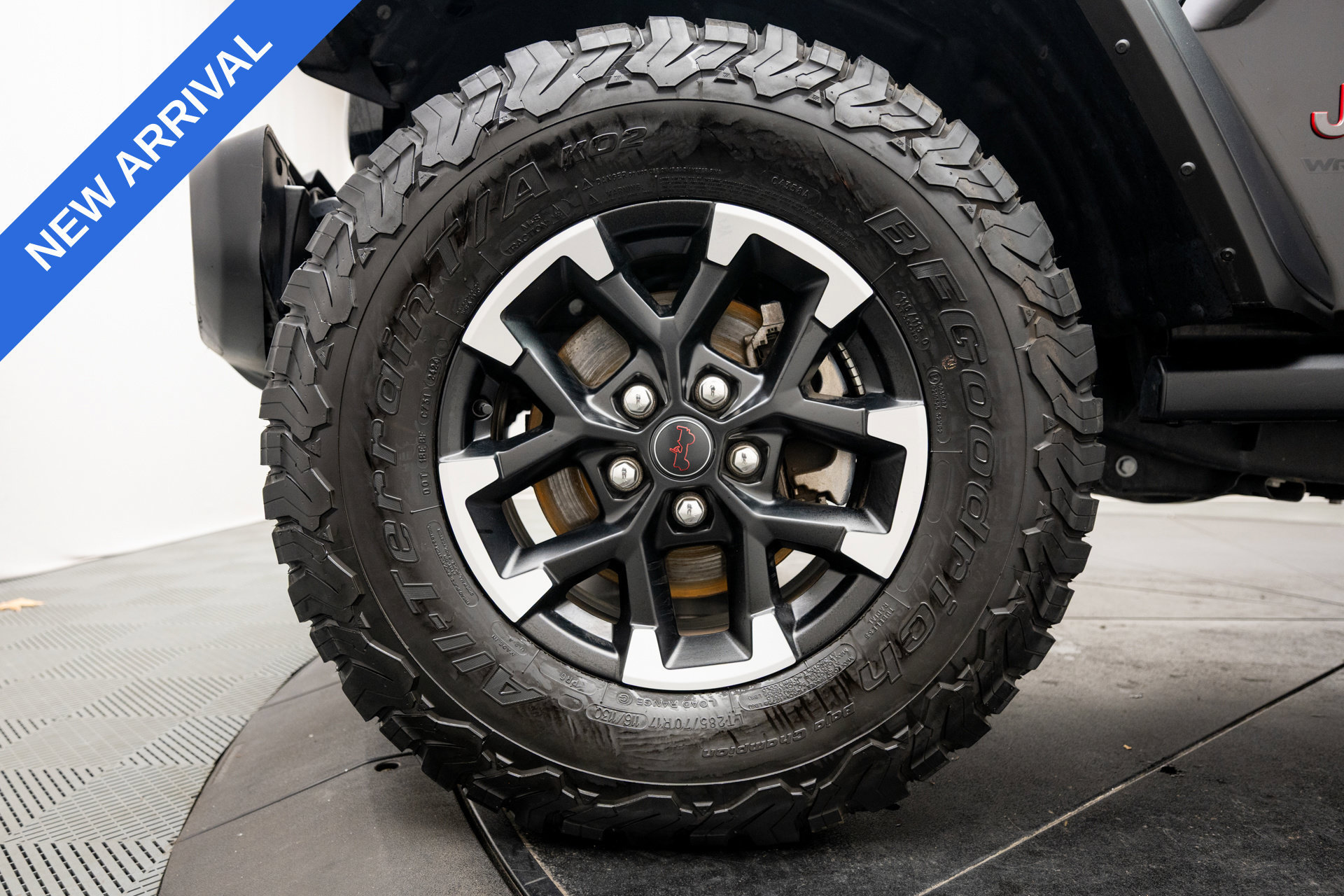 Used 2025 Jeep Wrangler Unlimited Rubicon AWD/4WD image 17
