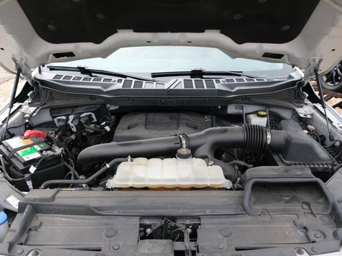 Used 2021 Ford F150 Lariat w/ Equipment Group 502A High AWD/4WD image 14